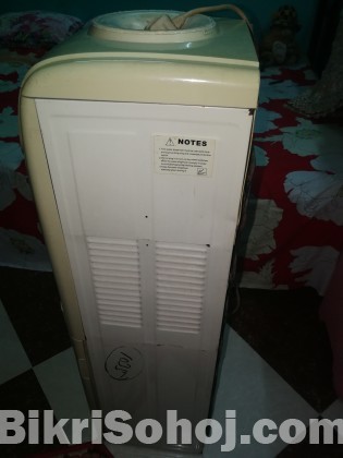 Water cooler and heater